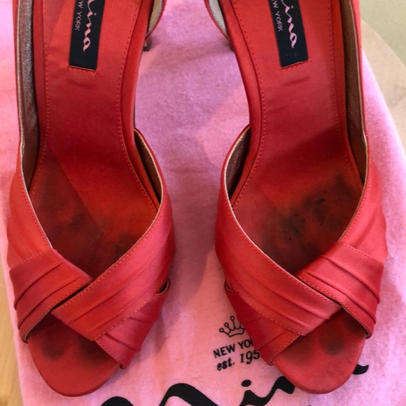 GLITTER SOLE Orange Nina Satin Pumps - Picture 5 of 7